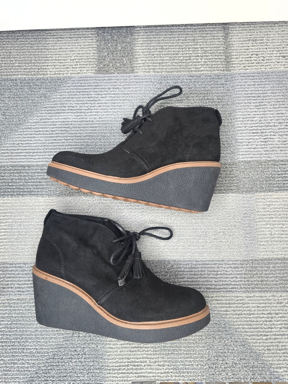 Dr. Scholl's Aurora Black Suede Lace-Up Wedge Ankle Boots with Tan Trim NWOB